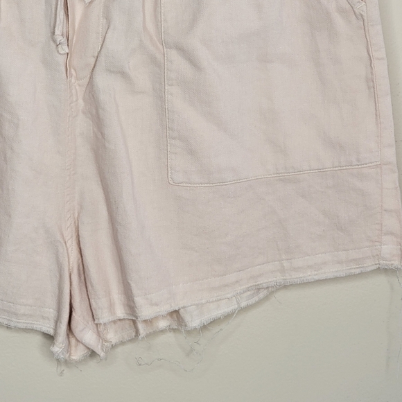 NWT Cloth & Stone | Linen Blend Beige Drawstring Shorts with Frayed Hem Small - Picture 3 of 5